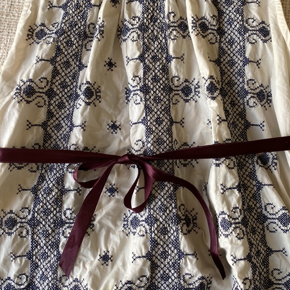 Boho-embroidered Sleeveless Top - Picture 11 of 13